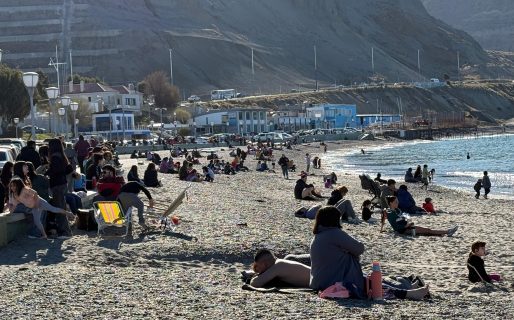 Jornada soleada y agradable en la costanera de Comodoro Rivadavia