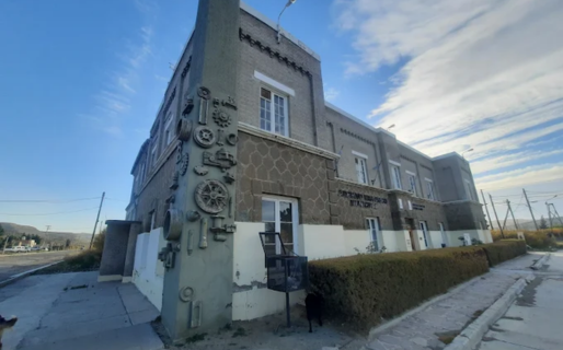 La Biblioteca de Astra abre sus puertas para un domingo con arte visual