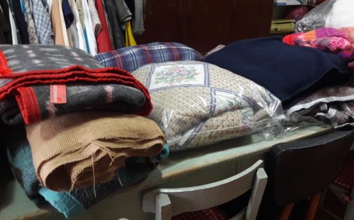 Llamado solidario: piden frazadas para una persona en situación de calle