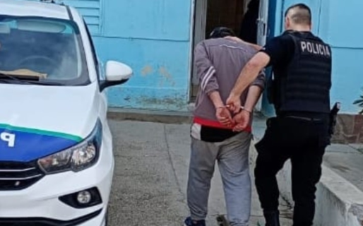 A lo guerrero medieval: detuvieron a un hombre por amenazar a otro con una lanza