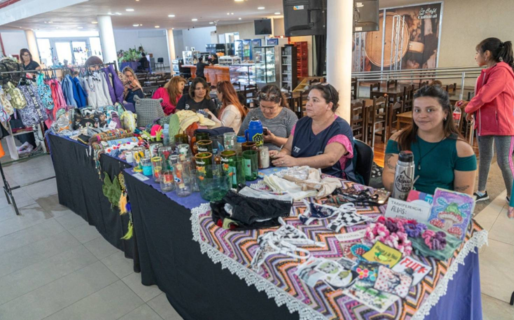 Artesanos exponen sus artículos únicos en feria este sábado y domingo