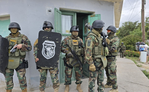 Reemplazaron al jefe del GEOP de Comodoro que está imputado de haber violado a una mujer policía 