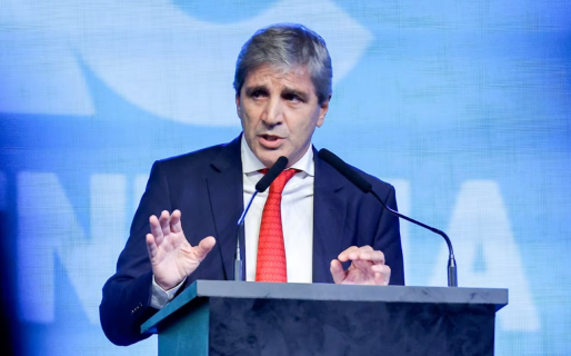 Dólar: para cumplir con los compromisos de deuda, los analistas alertan que la intervención debe ser temporal