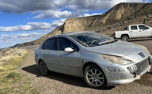 «¿Llega el finde y tu marido se te escapa?»: la ingeniosa publicidad de una conductora que ofrece ‘viajes tóxicos’