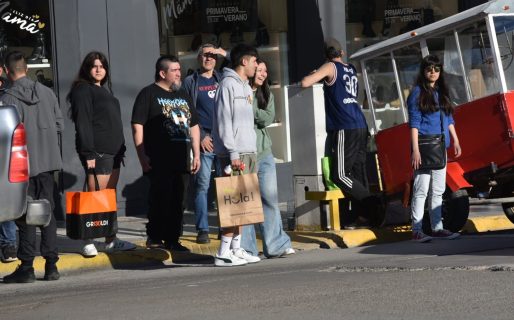 El Centro se llena de familias en la previa del Día de la Madre