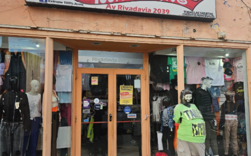 Preocupación entre los comerciantes de la Avenida Rivadavia: «No hay movimiento, está difícil»