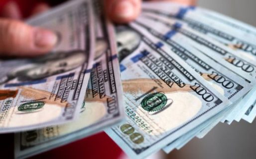 El dólar vuelve a superar los 1.500 pesos a días de las elecciones