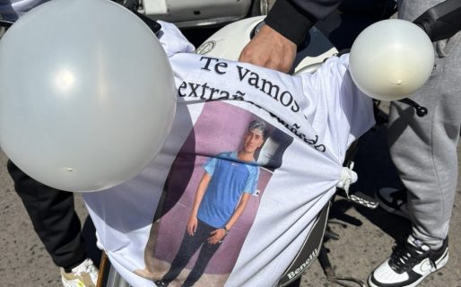 “Solo se muere quien se olvida”: la despedida al joven asesinado en Comodoro