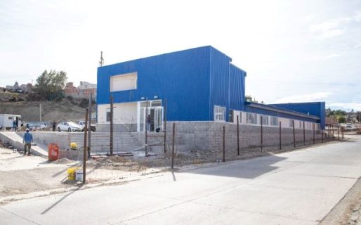 Padres de la Escuela Municipal reclaman la reactivación de la obra de ampliación