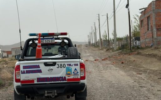 Un techo se voló en Km 12 y dejó sin luz a toda la zona