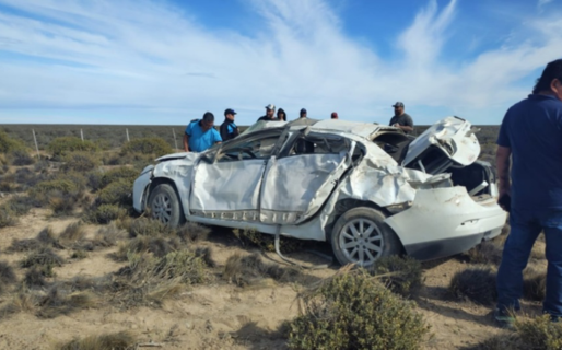 Accidente en Ruta 3: un hombre resultó gravemente herido tras un vuelco entre Trelew y Comodoro