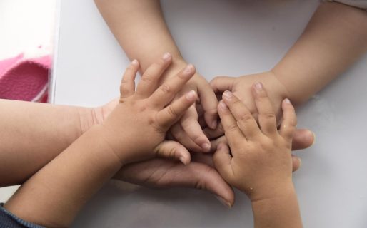 Familias Del Corazón busca hogares temporales para dos niños en Comodoro