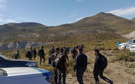 Búsqueda de la pareja desaparecida: encontraron huellas en un sendero