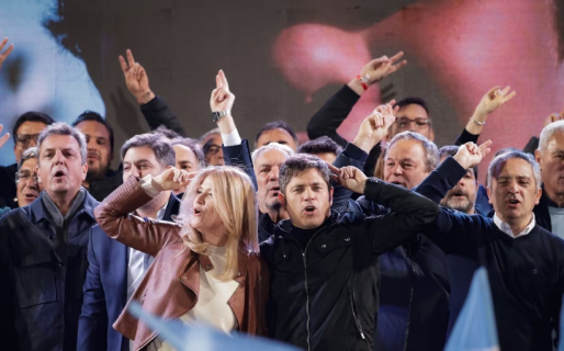 Sin un acto central, Fuerza Patria cierra la campaña en el conurbano con Kicillof, Massa y Taiana
