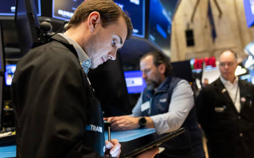 A cuánto tiene que bajar el riesgo país para que la Argentina vuelva a los mercados internacionales