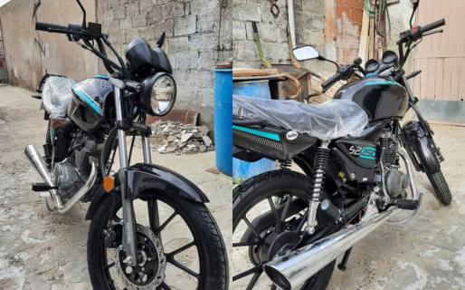 Continúan buscando una moto robada en Barrio José Fuchs: “Es un bajón porque era nueva”