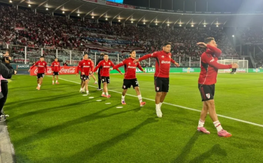 River Plate enfrenta a Independiente Rivadavia en busca del pase a la final de la Copa Argentina