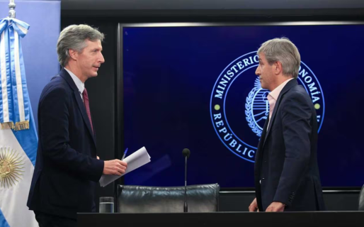 El Tesoro ya vendió más del 60% de los dólares que le compró al campo con las retenciones cero