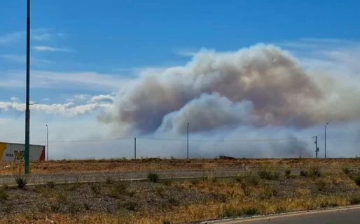 Caída de rayos desató dos incendios en campos de Chubut