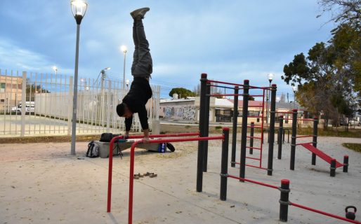 Este domingo se realiza el cuarto torneo gratuito de Calistenia en la plaza de Km 8
