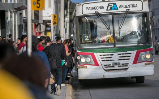 Se levantó el paro de colectivos y se normaliza el servicio en las tres empresas