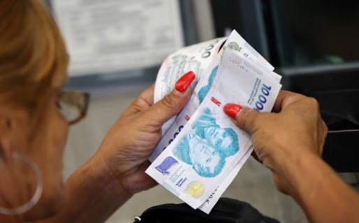 El INDEC informó que los salarios crecieron 2,2% en septiembre