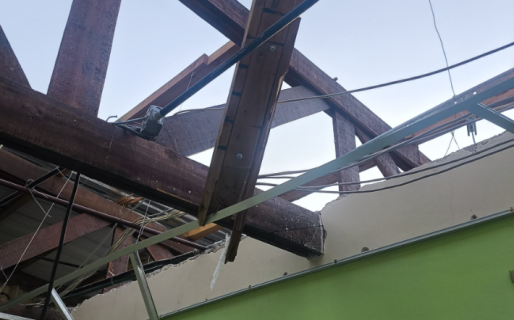 La Escuela N°7702 sufrió la voladura de su techo durante el temporal