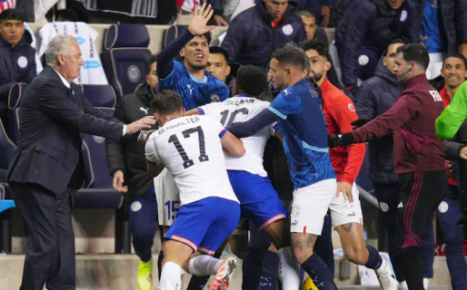 Escándalo en Estados Unidos-Paraguay: golpes, corridas y un jugador ensangrentado en el final del amistoso