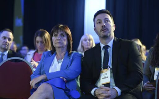 <strong>Sigue la crisis en IOSFA: el Gobierno avanza con dividir la tercera obra social más grande del Estado</strong>