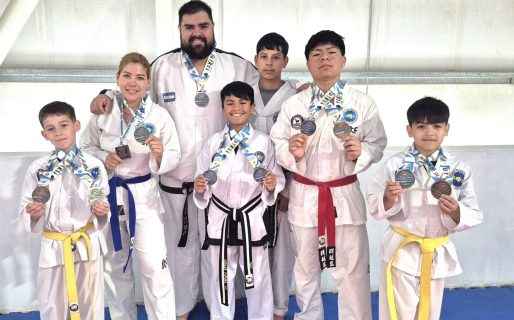 La escuela de Taekwondo del Municipal 4 brilló en el Nacional y obtuvo el premio «Overall»