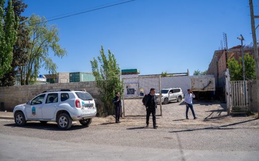 Por falta de habilitaciones comerciales, clausuraron dos empresas de barrio Industrial