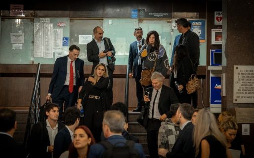 Preocupada y esquivando las cámaras: así reaccionó Makintach en el inicio del juicio político en su contra