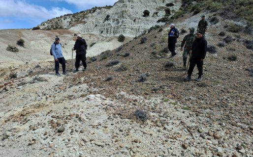 Detectan fuertes olores en la zona donde buscan a la pareja desaparecida
