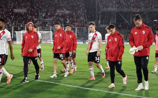Un jugador de River definirá su futuro ante Vélez: por qué el club puede quedar obligado a comprarlo
