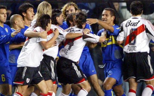 Dos ídolos de Boca y River que fueron rivales jugaron un partido de pádel juntos y sorprendieron a todos