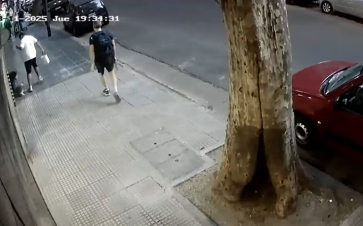 Indignante ataque en Palermo: un hombre pateó a una nena en plena calle