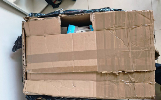 Denuncia que le robaron productos por 100 mil pesos de un envío que le llegó incompleto