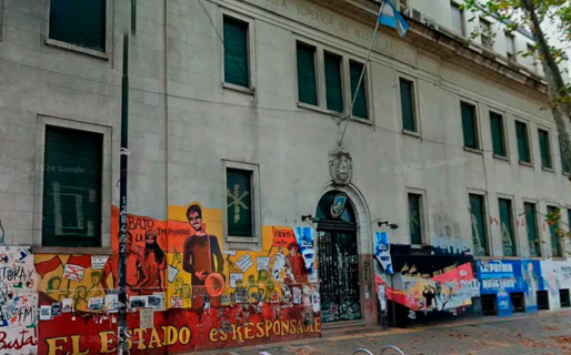 Suspendieron las clases en una facultad de la Universidad de La Plata por amenazas: «Los voy a acribillar»