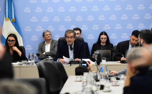 Presupuesto 2026: la oposición busca el dictamen mientras el oficialismo quiere tratarlo en extraordinarias