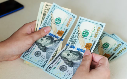 Los ahorristas se dolarizaron antes de las elecciones y desarmaron los plazos fijos en pesos en octubre