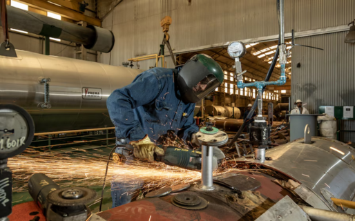 Clima de negocios: qué opinan las empresas argentinas que más empleados contratan de la reforma laboral de Milei