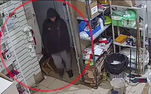 Un comercio puso cámaras de seguridad y se descubrió la infidelidad de un empleado