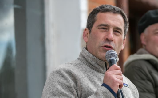 Luque: «Es el secretario de Pesca el que debe aclarar cuál es la situación de Red Chamber»