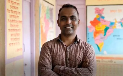 Fue elegido mejor maestro del mundo y repartió su premio millonario entre los finalistas: Su cruzada contra el casamiento infantil