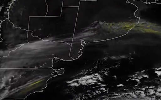 La nube de polvo del temporal en Comodoro llegó a Buenos Aires y hasta Uruguay