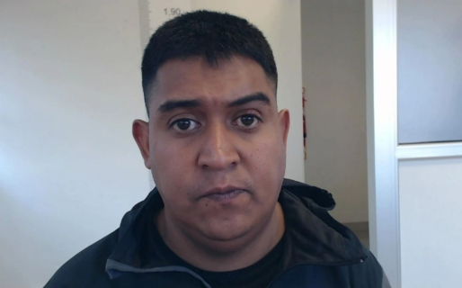 Intentó abusar de su suegra, fue condenado y continúa acosándola desde la cárcel