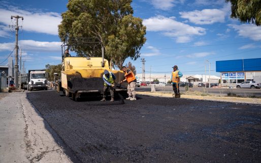 Avanza el plan de mantenimiento vial en distintos puntos de la ciudad