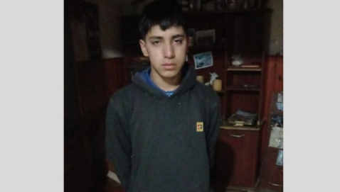 Buscan a un adolescente que fue visto por última vez en el Centro