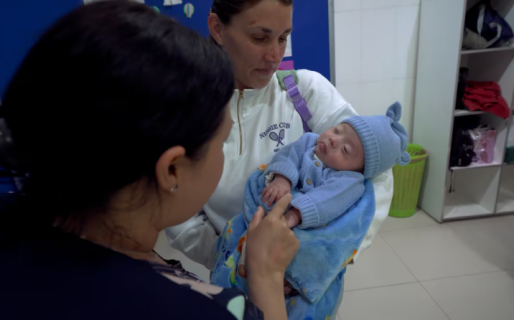 El emocionante caso de Gianluca y el equipo médico que acompañó su nacimiento prematuro