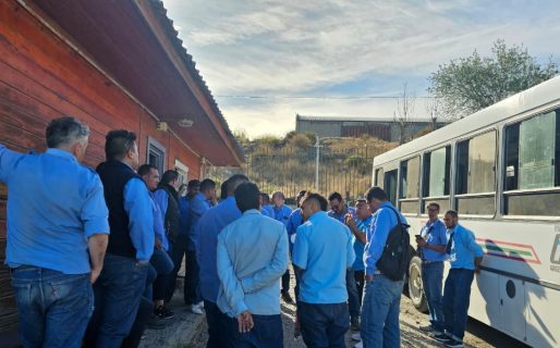 Se levantó la medida de fuerza del transporte público tras una reunión por los hechos de inseguridad